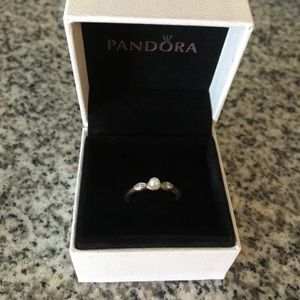 Pandora ring